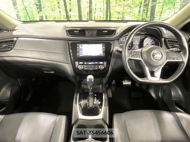 Nissan X-TRAIL 2017-08 7252934-2
