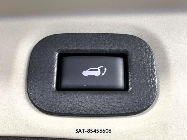 Nissan X-TRAIL 2017-08 7252934-6