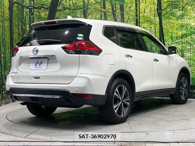 Nissan X-TRAIL 2018-02 7252937-17