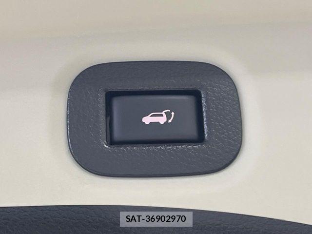 Nissan X-TRAIL 2018-02 7252937-7
