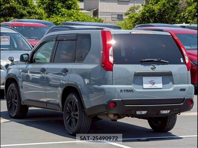 Nissan X-TRAIL 2013-08 7252942-15