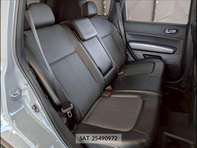 Nissan X-TRAIL 2013-08 7252942-4