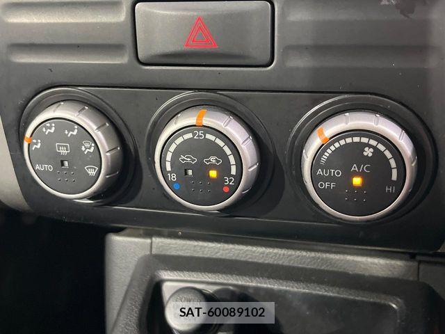 Nissan X-TRAIL 2013-06 7252949-5