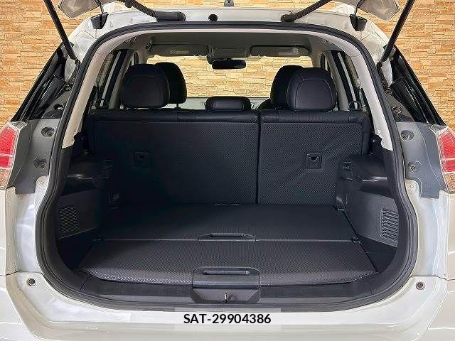 Nissan X-TRAIL 2015-10 7252938-12