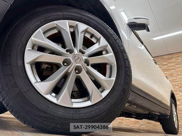 Nissan X-TRAIL 2015-10 7252938-18
