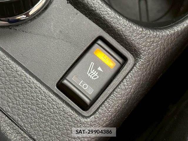 Nissan X-TRAIL 2015-10 7252938-6