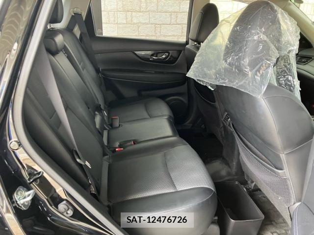 Nissan X-TRAIL 2018-03 7273328-24