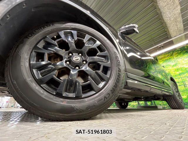 Nissan X-TRAIL 2017-08 7273322-12