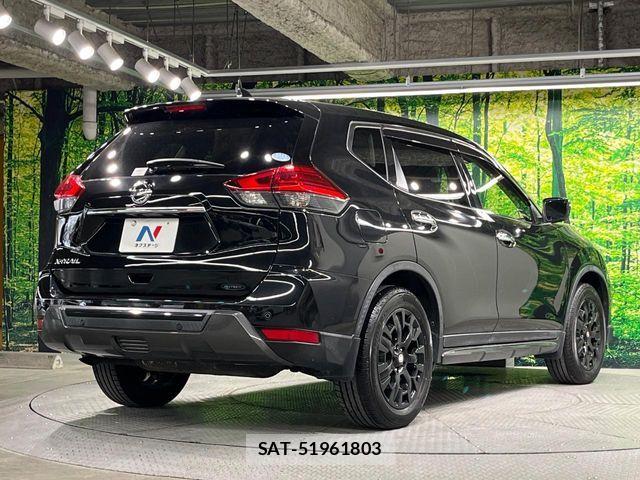Nissan X-TRAIL 2017-08 7273322-16