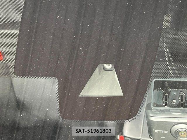 Nissan X-TRAIL 2017-08 7273322-2