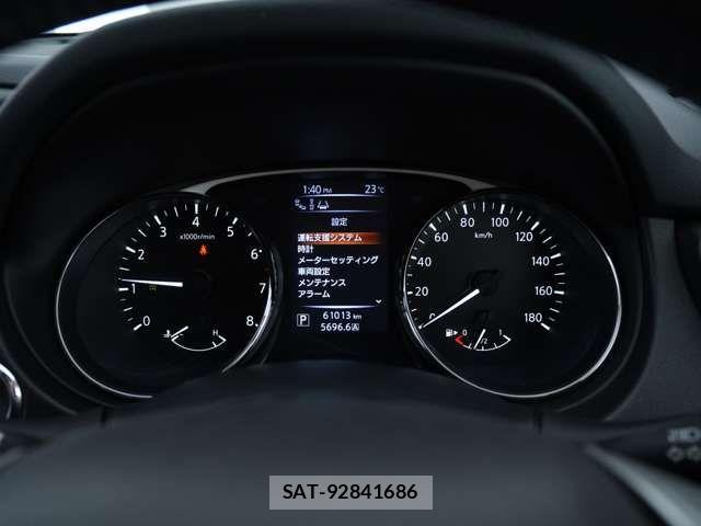 Nissan X-TRAIL 2016-09 7273327-11
