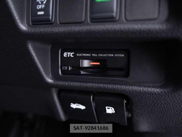 Nissan X-TRAIL 2016-09 7273327-14