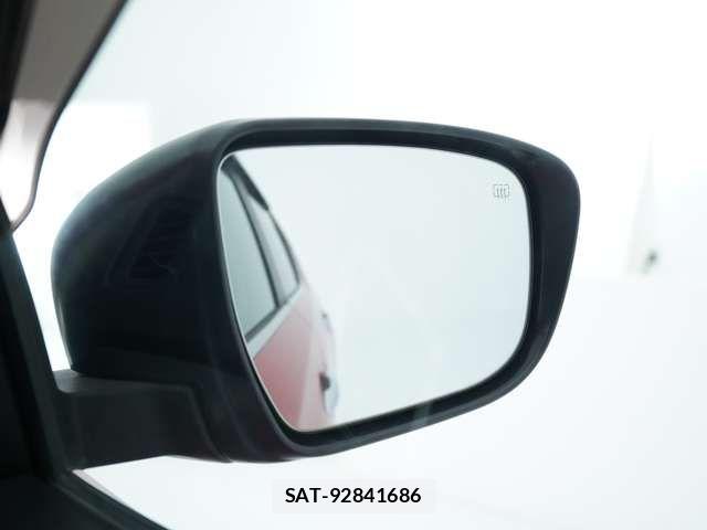 Nissan X-TRAIL 2016-09 7273327-18