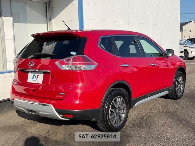 Nissan X-TRAIL 2015-07 7273331-16