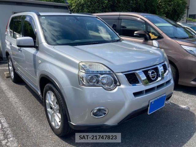 Nissan X-TRAIL 2013-09 7331440-1