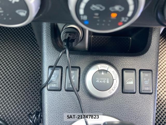 Nissan X-TRAIL 2013-09 7331440-24
