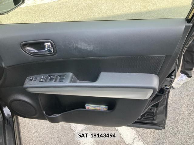 Nissan X-TRAIL 2011-01 7331443-10