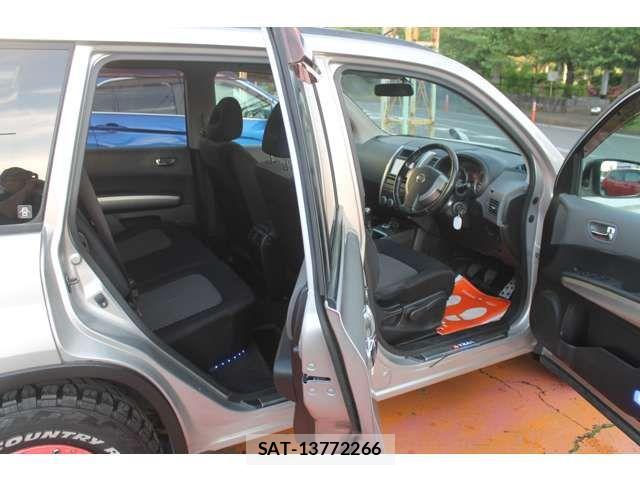 Nissan X-TRAIL 2009-01 7331437-4