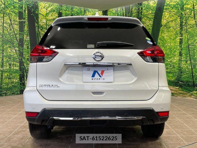 Nissan X-TRAIL 2017-08 7331435-14