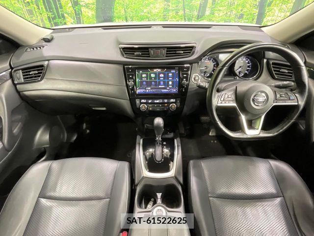 Nissan X-TRAIL 2017-08 7331435-1