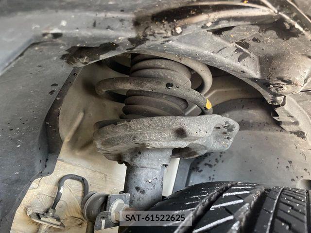 Nissan X-TRAIL 2017-08 7331435-19