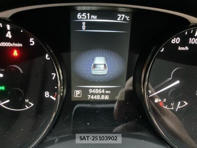 Nissan X-TRAIL 2015-08 7331442-15