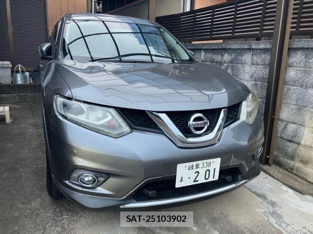 Nissan X-TRAIL 2015-08 7331442-1