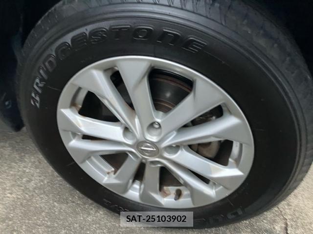 Nissan X-TRAIL 2015-08 7331442-3