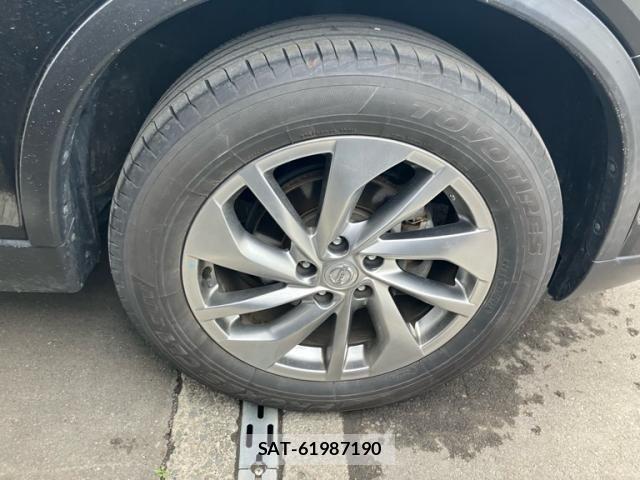 Nissan X-TRAIL 2017-05 7331438-9