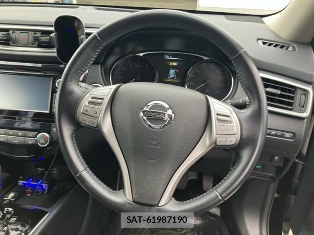 Nissan X-TRAIL 2017-05 7331438-13