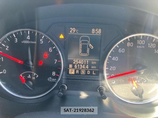 Nissan X-TRAIL 2013-05 7331439-15