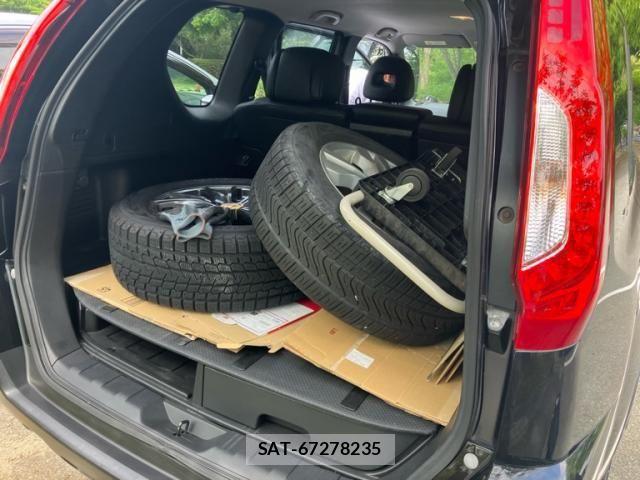 Nissan X-TRAIL 2011-09 7331449-10
