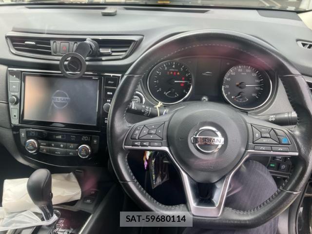 Nissan X-TRAIL 2018-09 7331432-12