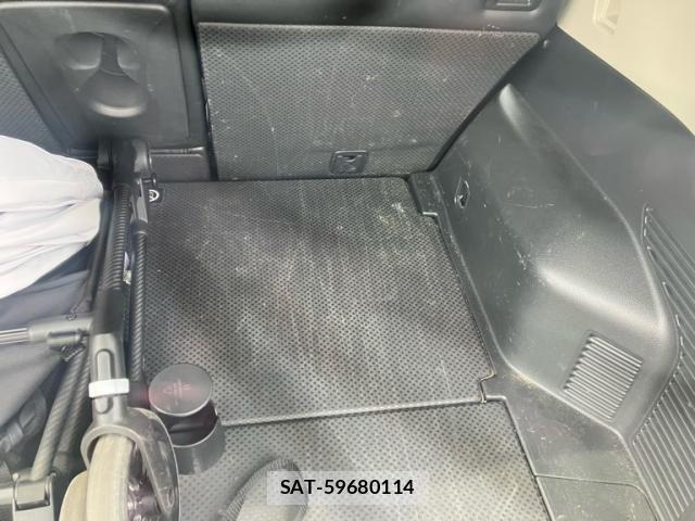 Nissan X-TRAIL 2018-09 7331432-26
