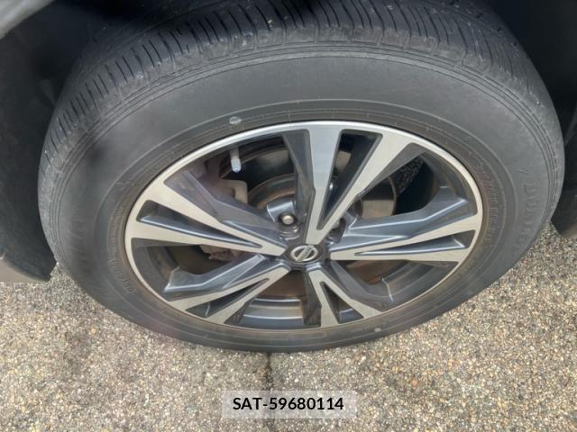 Nissan X-TRAIL 2018-09 7331432-4
