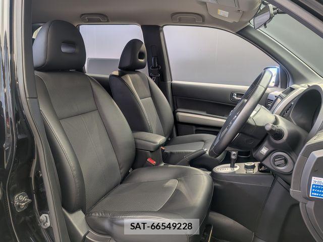 Nissan X-TRAIL 2013-05 7331431-10