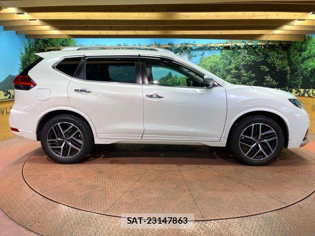 Nissan X-TRAIL 2017-12 7331429-15