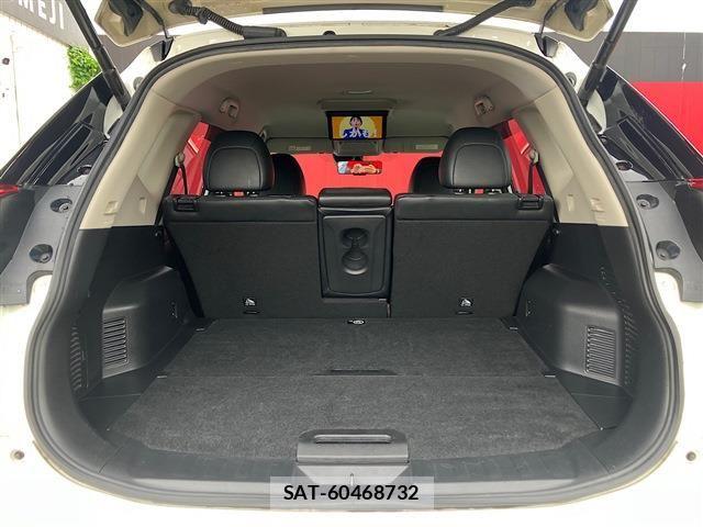 Nissan X-TRAIL 2018-11 7360608-9