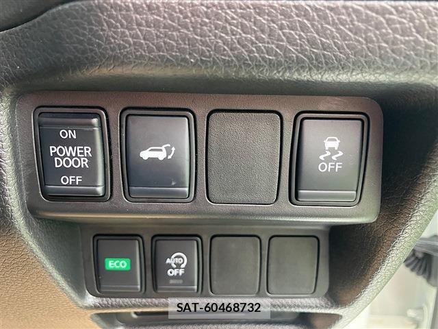 Nissan X-TRAIL 2018-11 7360608-25