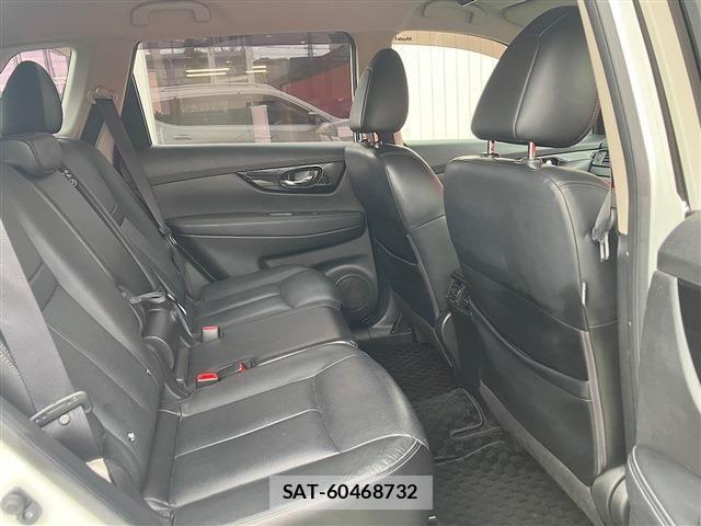 Nissan X-TRAIL 2018-11 7360608-8