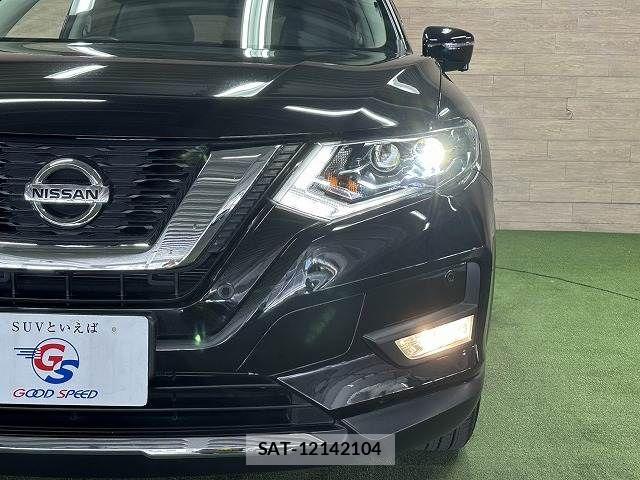 Nissan X-TRAIL 2018-06 7360602-10