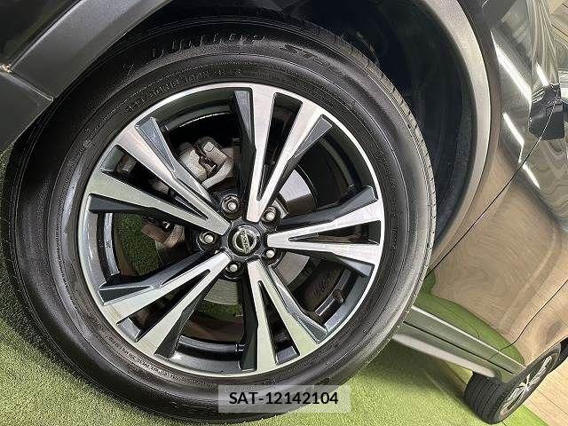 Nissan X-TRAIL 2018-06 7360602-11