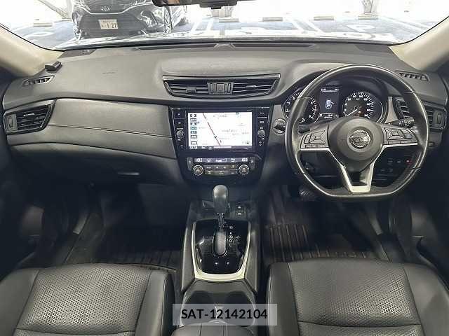 Nissan X-TRAIL 2018-06 7360602-2