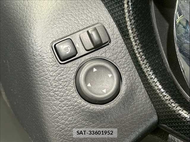 Nissan X-TRAIL 2015-11 7360613-25