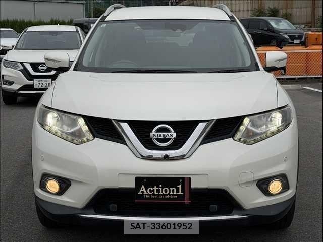 Nissan X-TRAIL 2015-11 7360613-2
