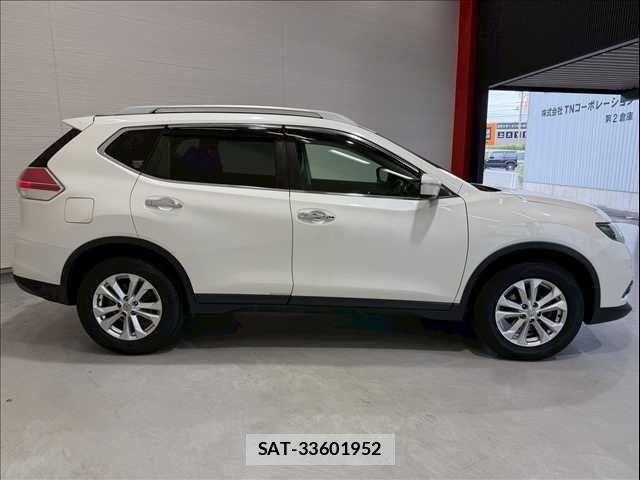 Nissan X-TRAIL 2015-11 7360613-4