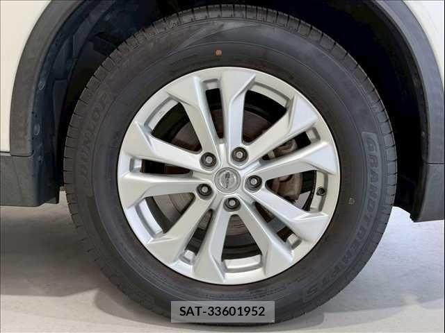 Nissan X-TRAIL 2015-11 7360613-5