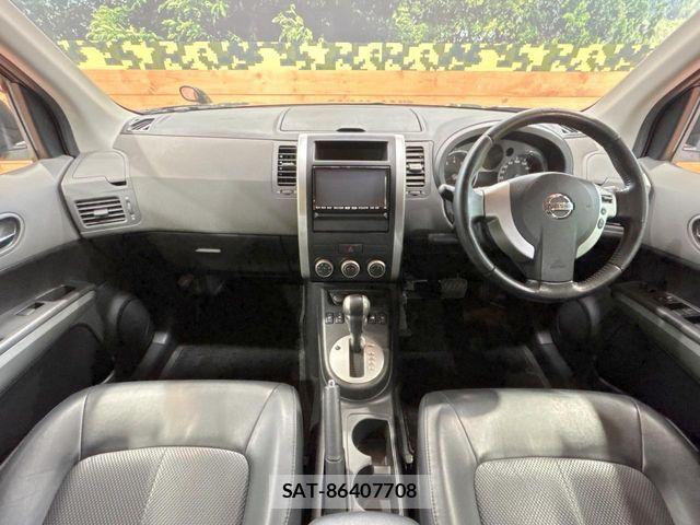 Nissan X-TRAIL 2009-07 7360610-1