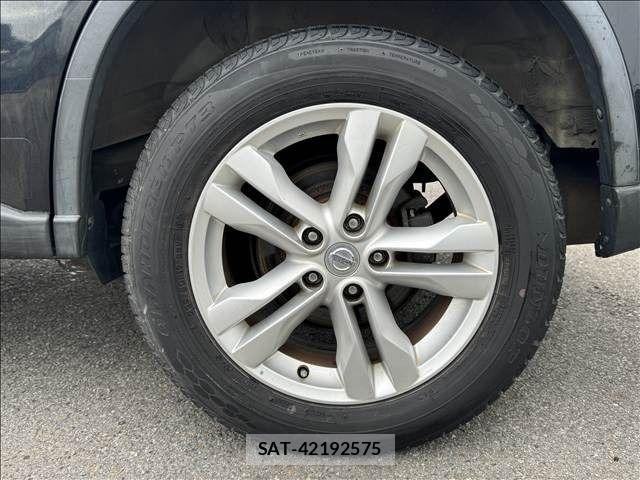 Nissan X-TRAIL 2011-02 7360612-10