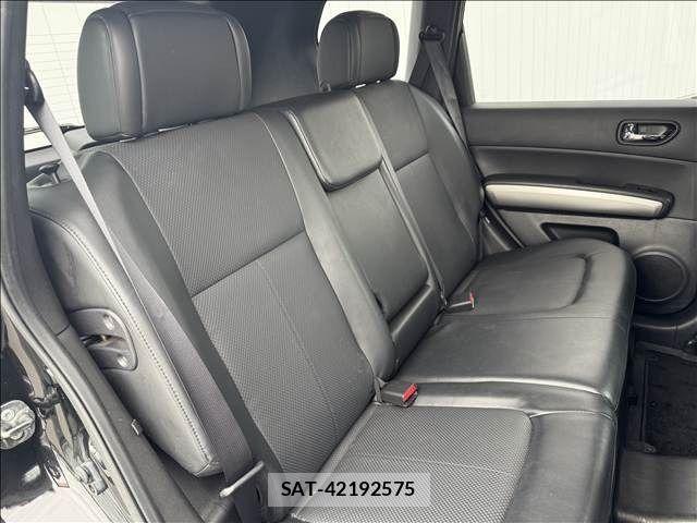 Nissan X-TRAIL 2011-02 7360612-12